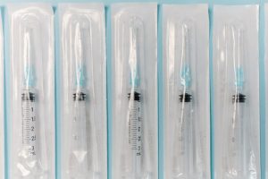 深入探究肉毒桿菌原理：科學與娛樂的交織